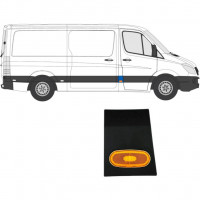 Sierlijst beschermingslijst voor stijl met positielicht voor Mercedes Sprinter 2006- / Rechts / Set 10683