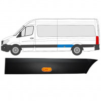 Sierlijst zijlijst achter spatbord met lamp voor Mercedes Sprinter 2006- / LWB / Links / Set 9057